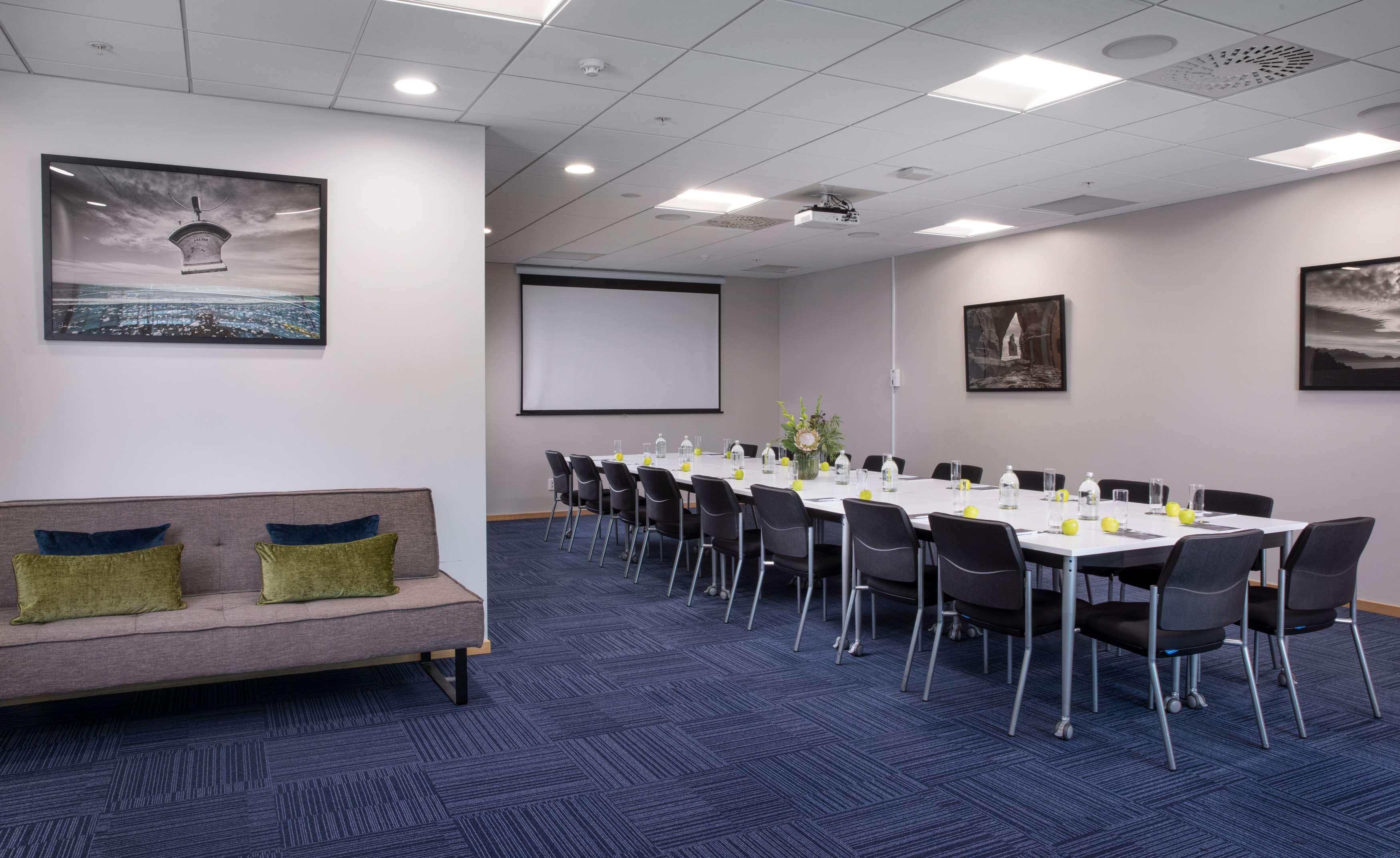 Готель Rydges Wellington Airport Екстер'єр фото